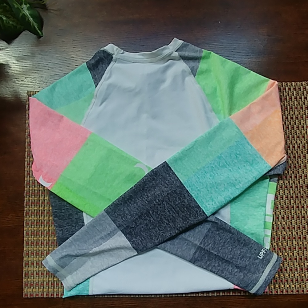 Hurley Rash Guard+Shorts - Picture 4 of 4